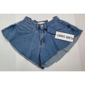 Almost Famous Juniors Size 0 Denim Jean Flare Shorts Five Pocket Raw Hem New!